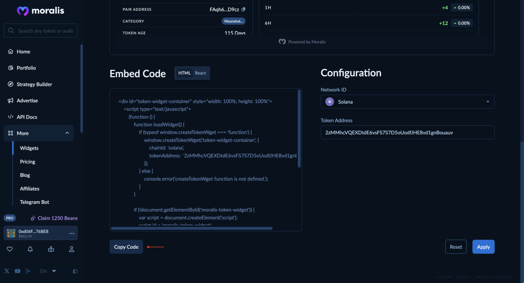 Red arrow pointing at Copy Code button.